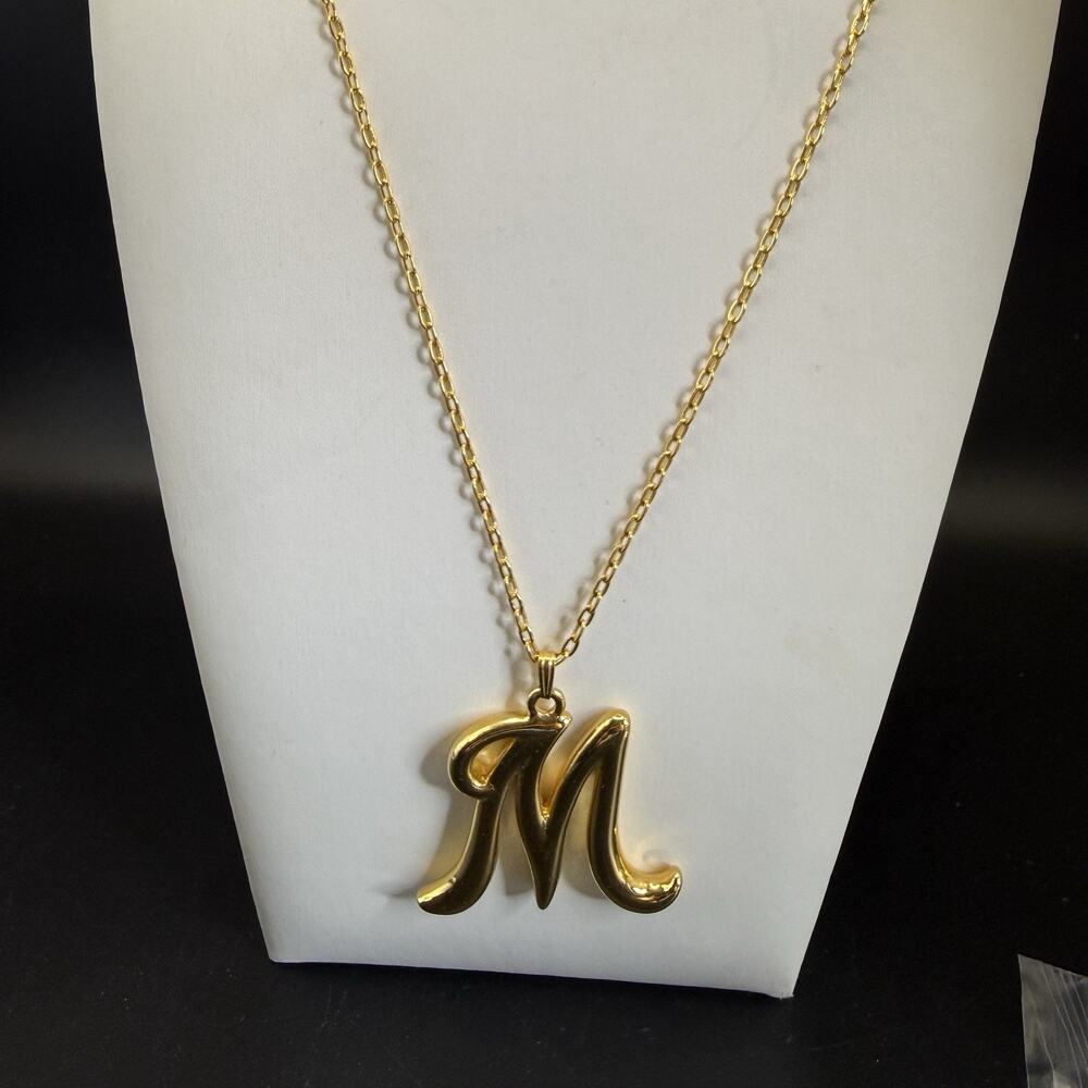 Vintage Avon 1992 Gold Tone “M” Initial Letter Pendant Chain Necklace 28” L